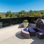 Сasa de vacaciones Luxurious In With Sauna Labin (Istria)